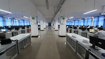 計算機中心實驗室 電腦軟件設計與開發(fā)領域的前沿探索平臺